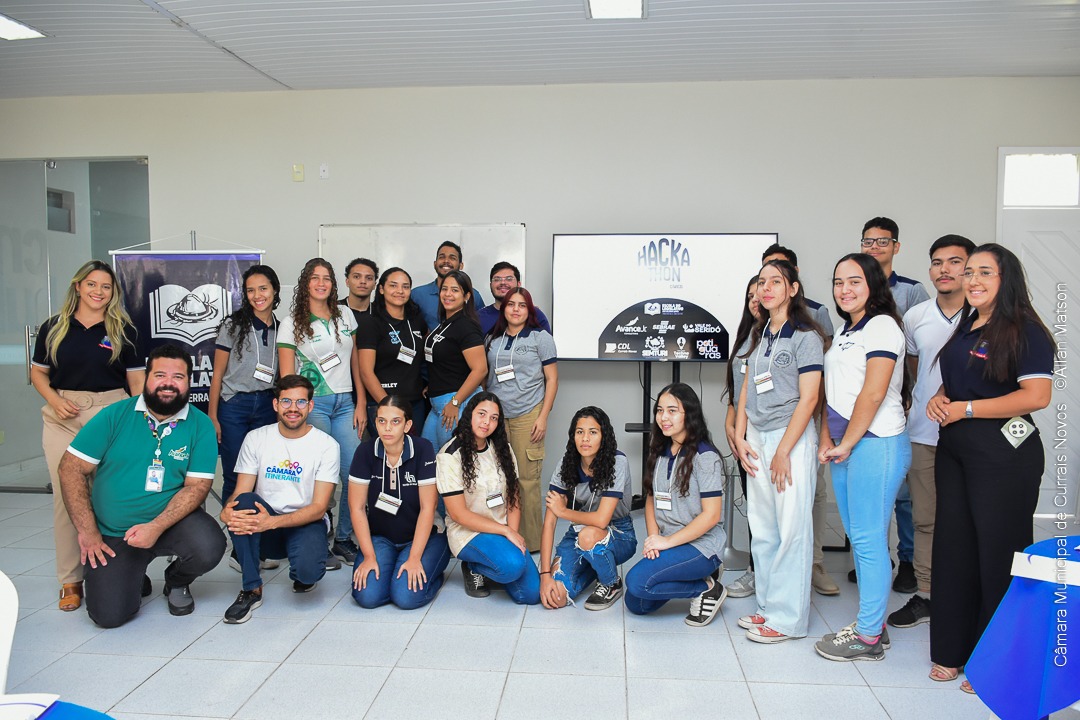 Escola do Legislativo promove 'Hackathon Cívico', evento que levou jovens de Currais Novos a criarem soluções inovadoras para a cidade
