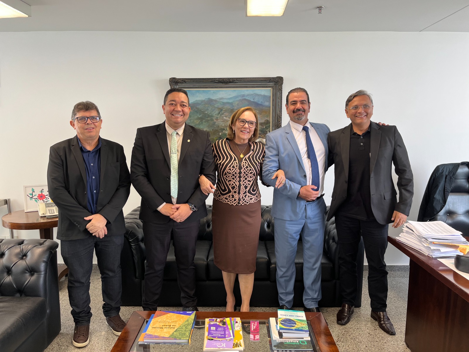 Zenaide Maia garante R$ 500 mil para climatização de escolas em Currais Novos após reunião com vereadores